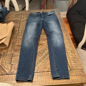 KacCan Skinny Jeans